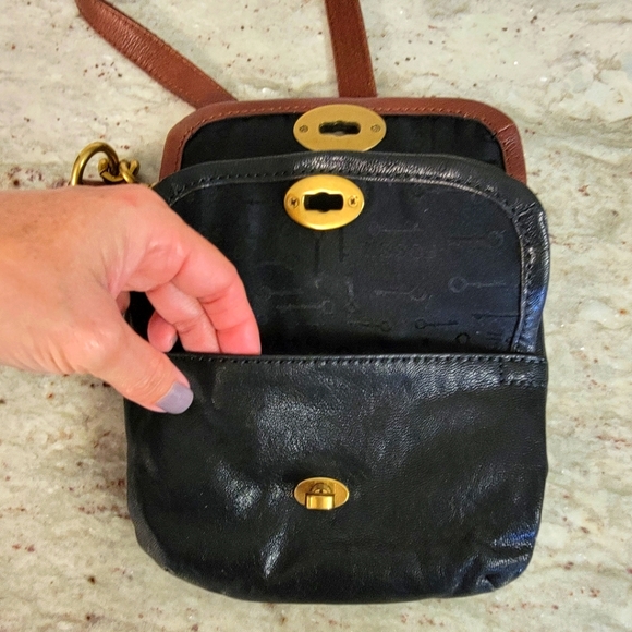 Fossil mini crossbody, black & cognac leather. - Picture 7 of 8